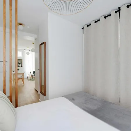 Bright 1br-2p - Parc De La 公寓 *
